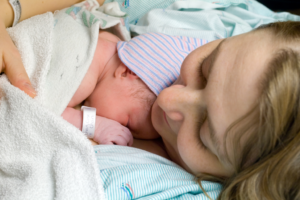 Read more about the article Maternity Moments: Embracing the Joys and Challenges of Pregnancy